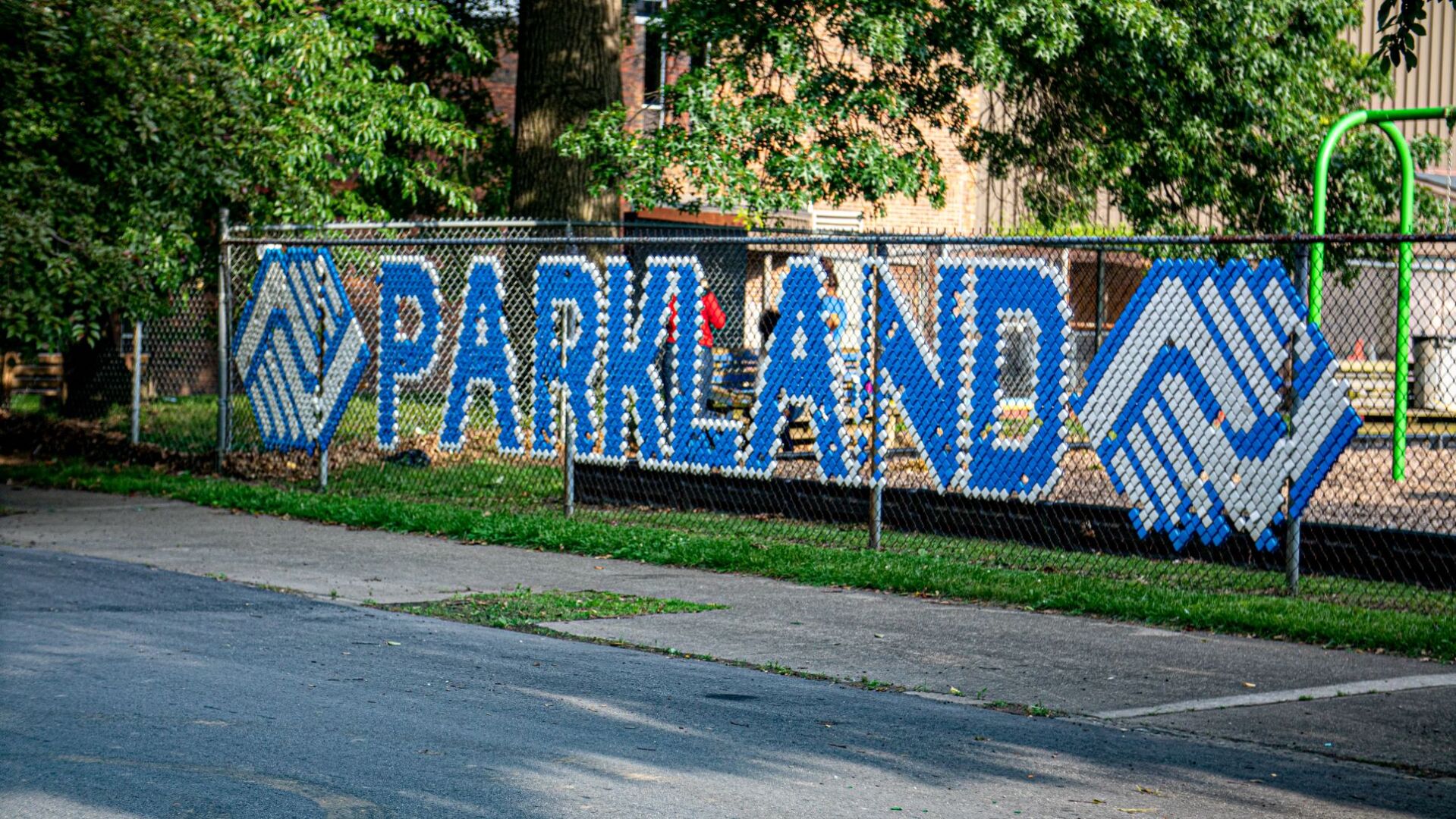 Parkland neighborhood sign